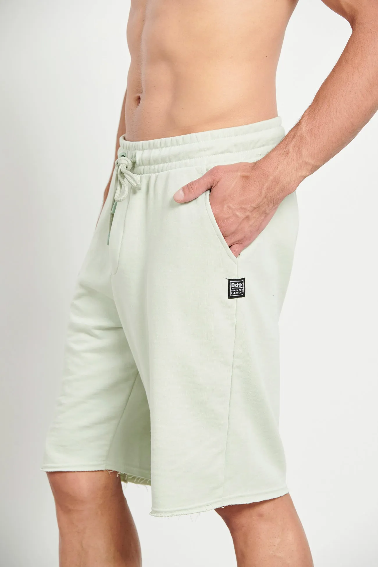Mens Pants On sports bermuda shorts