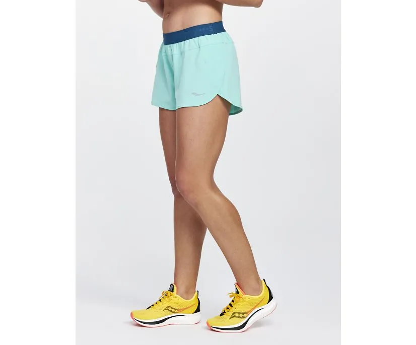 Saucony | Outpace 2.5" Split Short | Women's | Cool Mint